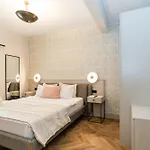 Casa Alloro فندق 3*