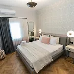 Casa Alloro Ξενοδοχείο 3*