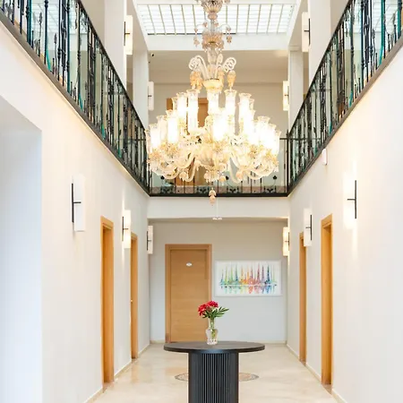Casa Alloro