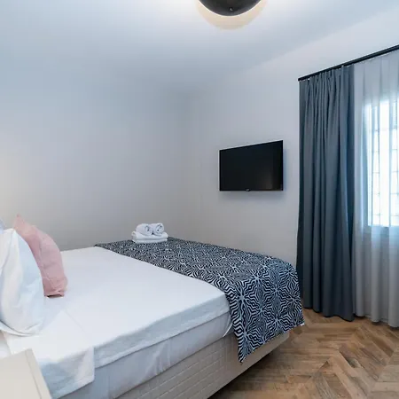 Casa Alloro 3* 博德鲁姆