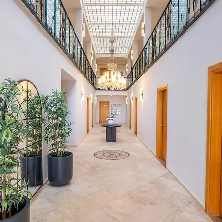 Casa Alloro 3*