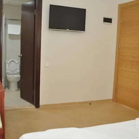 Hotel The 48 3*