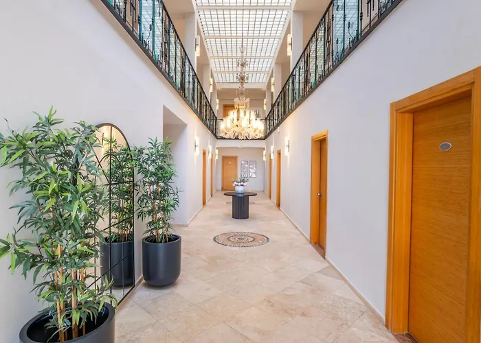 Casa Alloro 3*